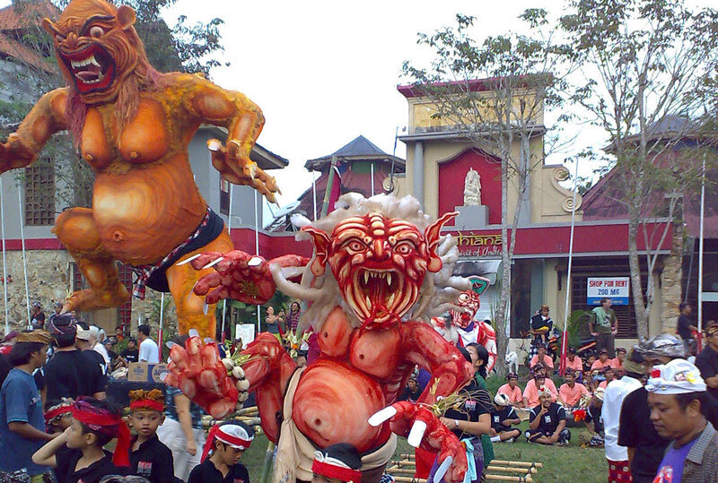 Парад ого ого. Ogoh-Ogoh Parade. Время начала парада ОГО ОГО Бали Ниепи 2024.