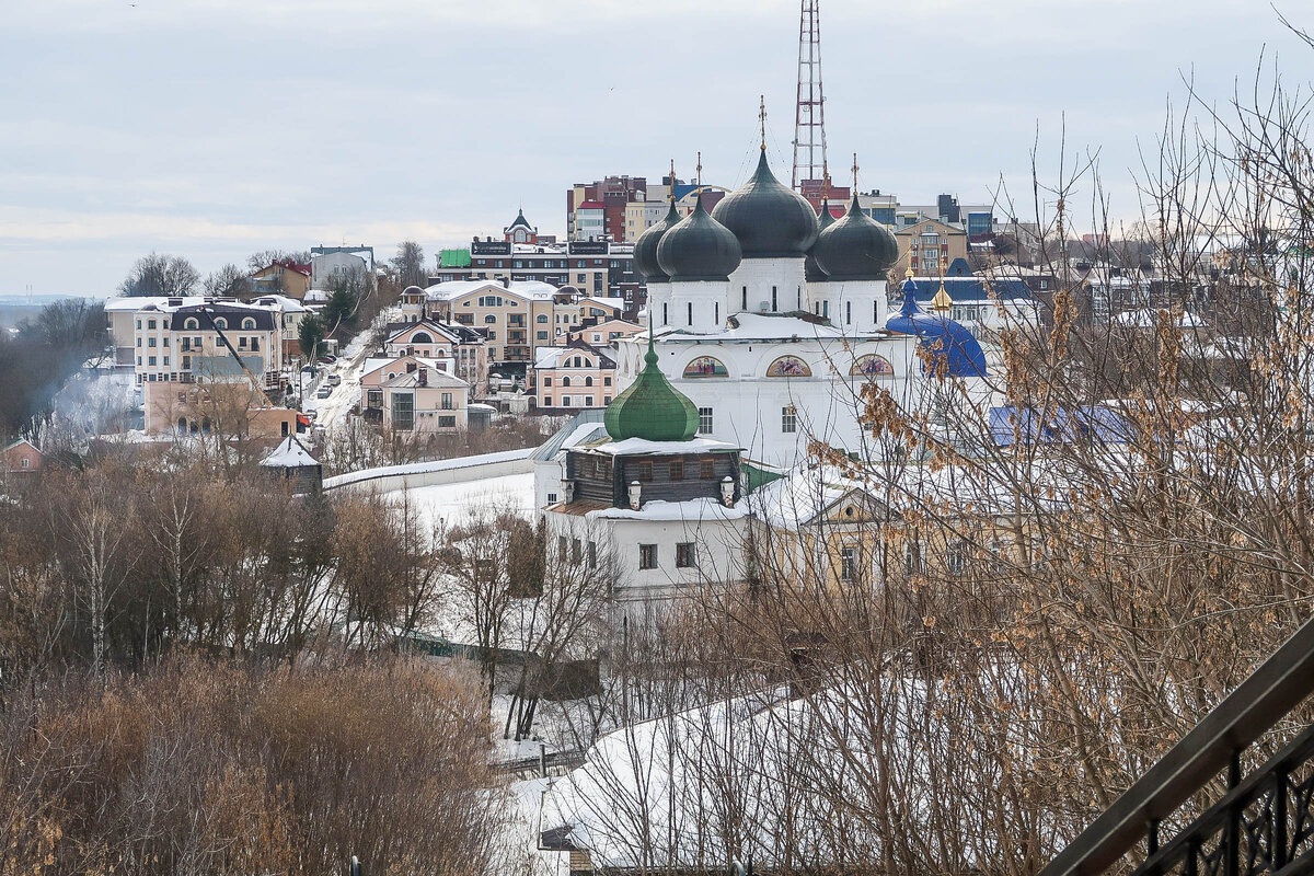 Вид на город от вечного огня
