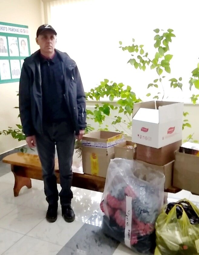    Жители Бугурусланского района отправили участникам спецоперации сладости и вещи Кристина Просвиркина