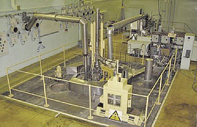 Рабочий прототип АТСТ «Елена», Курчатовский институт, фото 1990-х годов