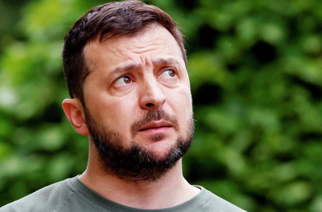    На сайте Зеленского появилась петиция с призывом разместить на Украине ядерное оружие США