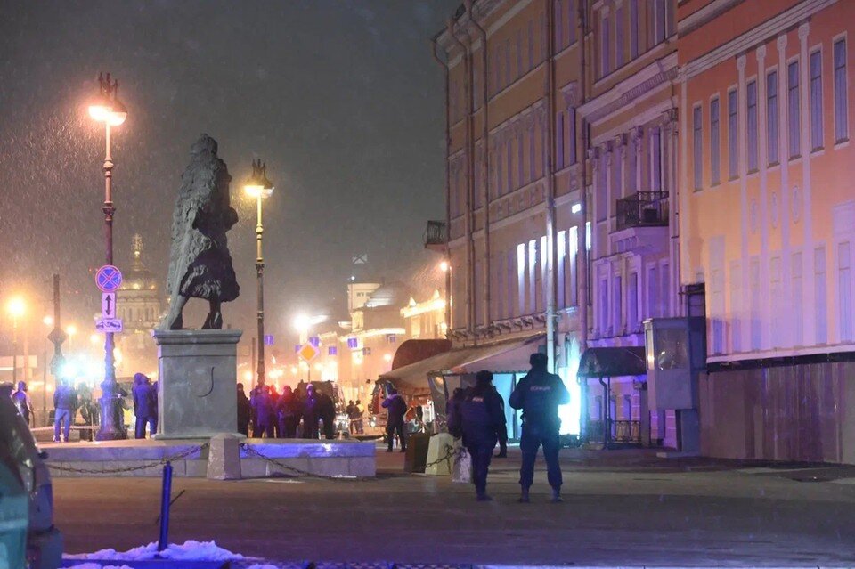     В Мариинской больнице рассказали о состоянии пострадавших при взрыве в кафе на творческом вечере Владлена Татарского. Юлия ПЫХАЛОВА