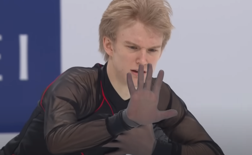 Даниэль Грассль. Произвольная программа. Источник фото: YouTube канала Okko Спорт