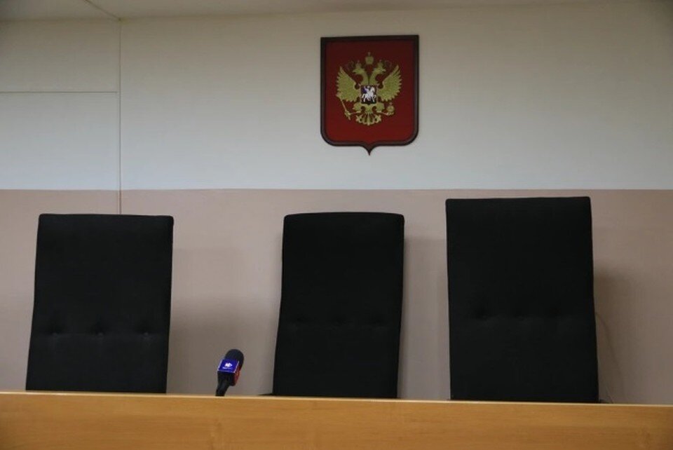     Суд Олег УКЛАДОВ