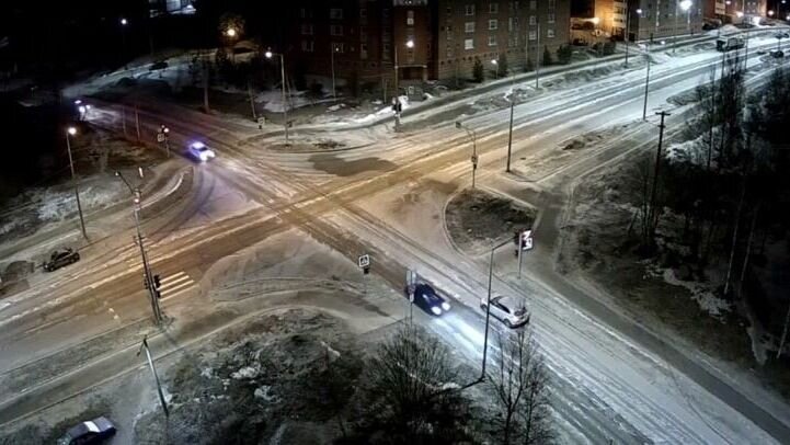     В столице Карелии инспекторам ДПС пришлось устроить погоню за нарушителем, сообщают в городской Госавтоинспекции.