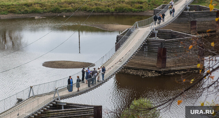    В Верхотурье с 7 апреля закроют проход к подвесному мосту