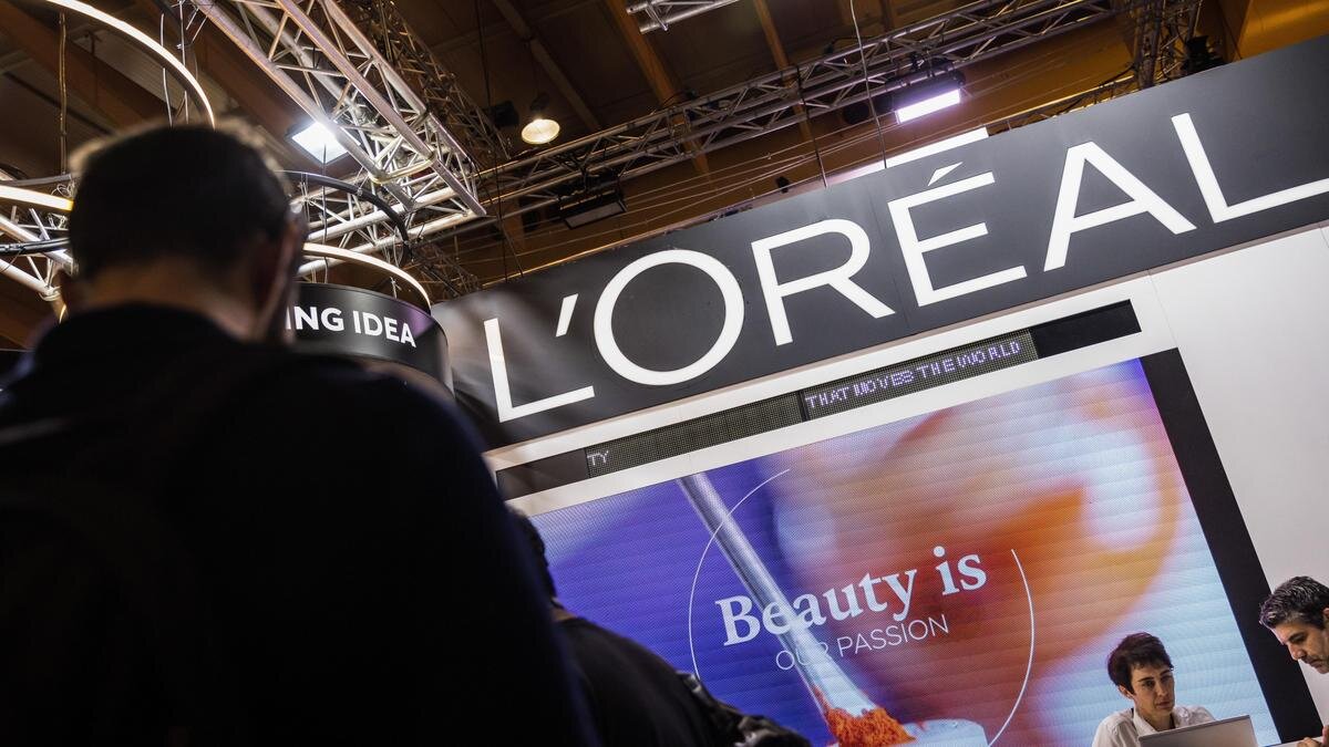    Логотип L'Oréal в магазине:Henrique Casinhas/SOPA Images/LightRocket via Getty Images