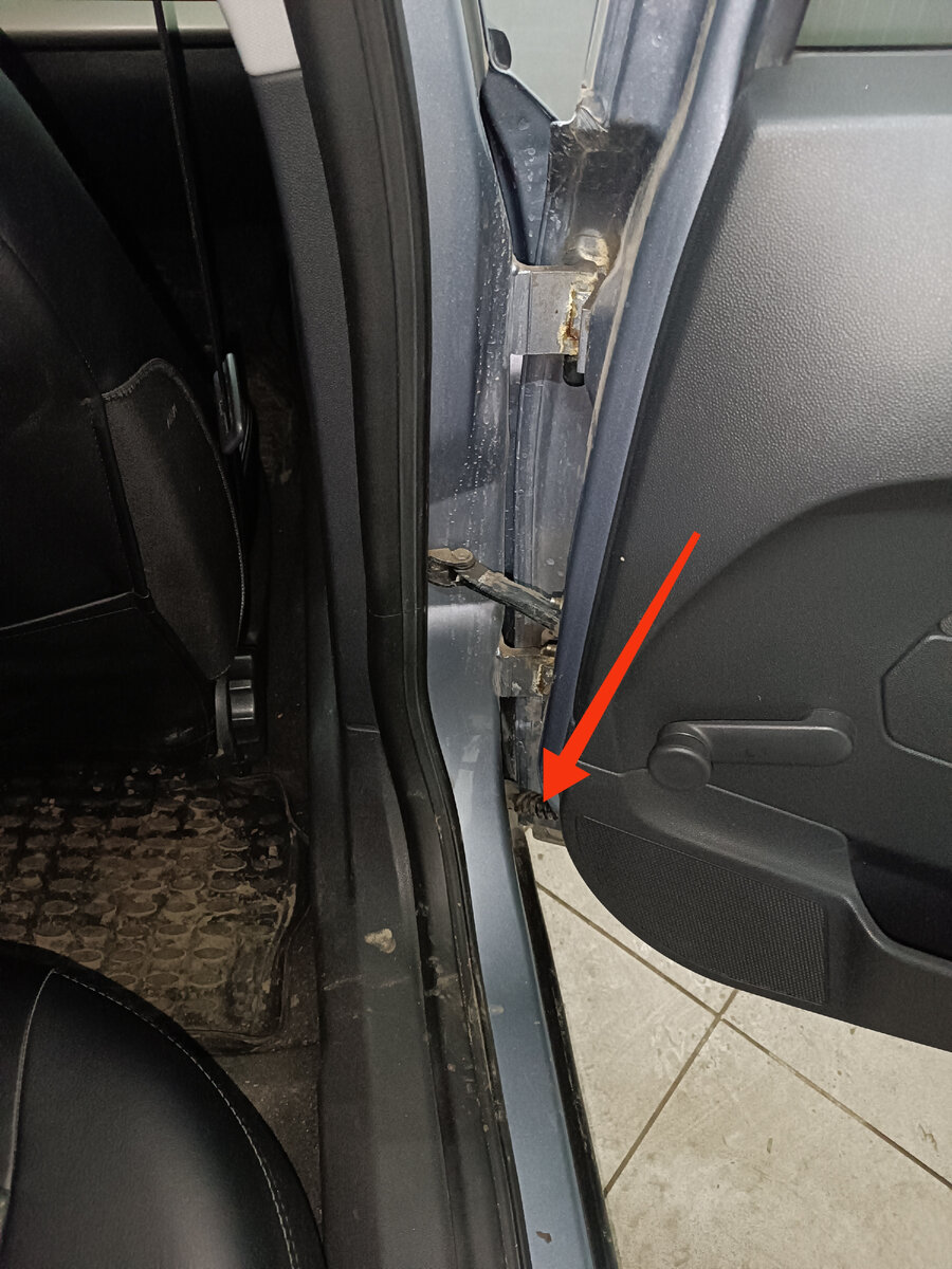 Как снять обшивку задней двери Опель Астра? - Opel Astra (Astra G)