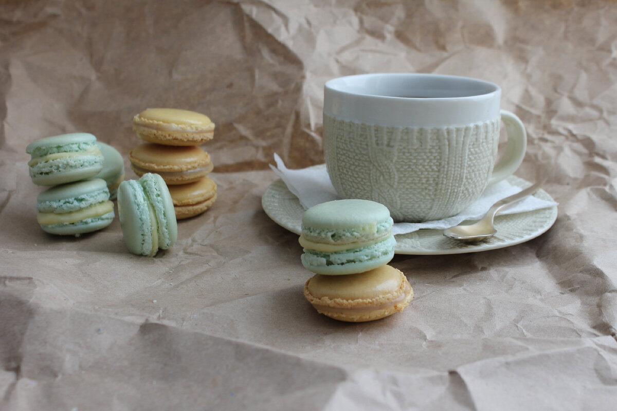 И начинка, что-то на шоколаде))