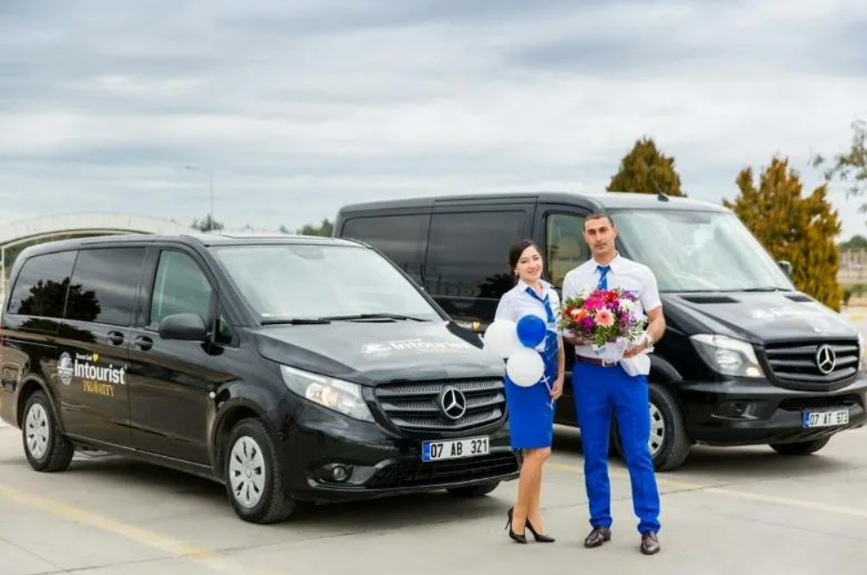 Ела трансфер. Мерседес Вито трансфер Турция. Индивидуальный трансфер Mercedes Vito. Трансфер Ялта Интурист. Вип трансфер Турция.