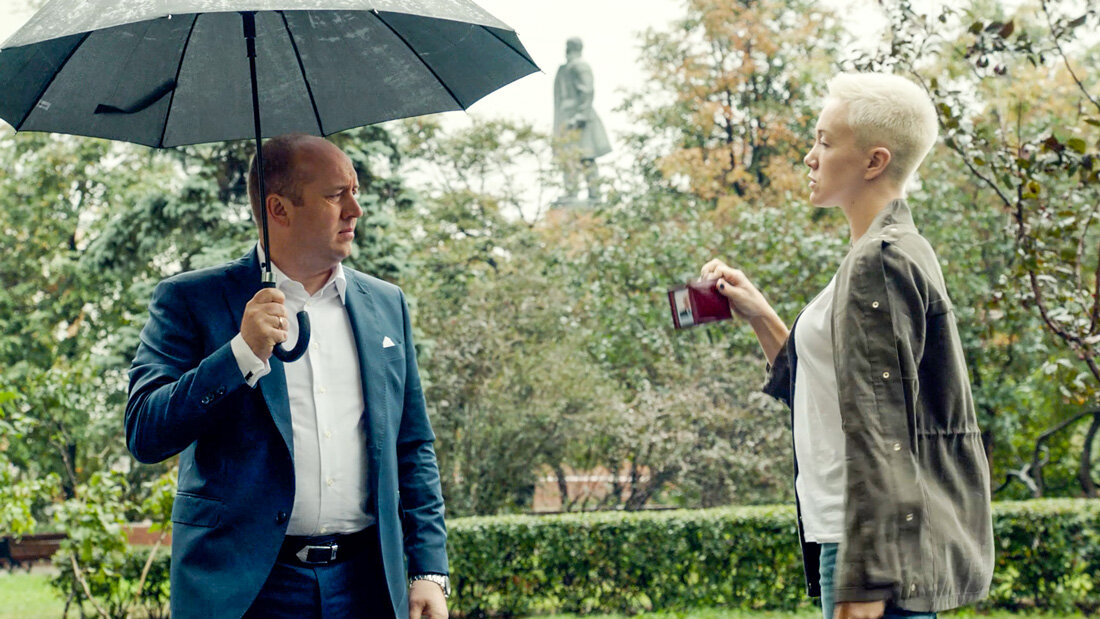 Игорь Долгачев (Сергей Бурунов) и Елена Широкова (Дарья Мороз)