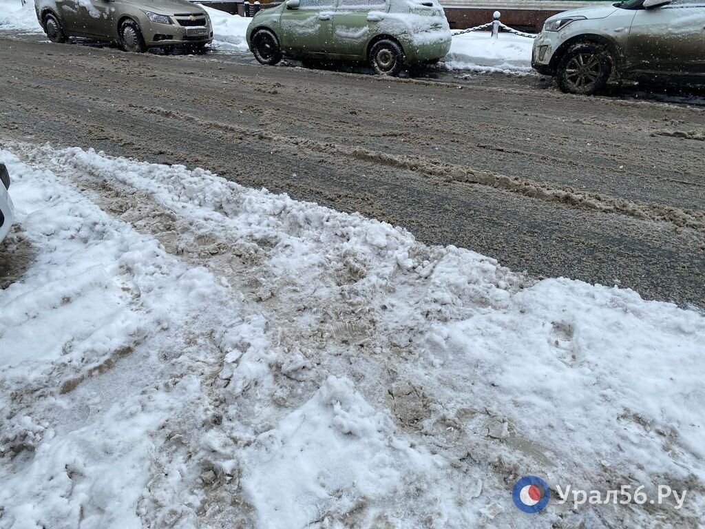 Как выглядят дороги в центре Оренбурга после обильных снегопадов? Фотофакт  Урал56.РУ | Урал56.Ру | Оренбург, Орск - главные новости | Дзен