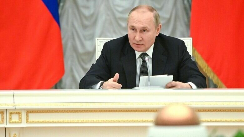     Президент России Владимир Путин обратился накануне с посланием к Федеральному собранию. В числе слушателей послания были и представители Тюменской области. «Наш Город» выяснил у чиновников, чем им запомнилась речь главы государства.