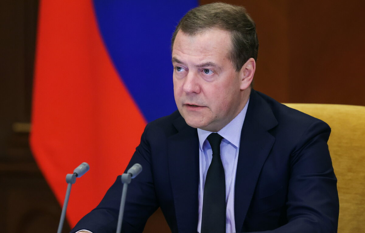    Заместитель председателя Совета безопасности РФ Дмитрий Медведев   Екатерина Штукина/POOL/ТАСС