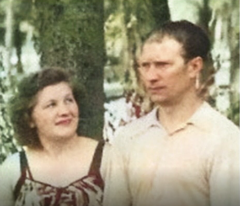 Родители бориса максудова. Мать Пугачевой Аллы Зинаида Архиповна. Зинаида Архиповна Одегова и Борис Михайлович пугачёв. Зинаида Архиповна Одегова. Иосиф бендицкий отец Аллы Пугачевой