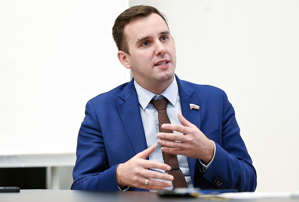     Александр Дёмин — Председатель Комитета Государственной Думы по малому и среднему предпринимательству, депутат от партии «Новые люди»/oblgazeta.ru, автор: Галина Соловьёва moderator2 moderator2