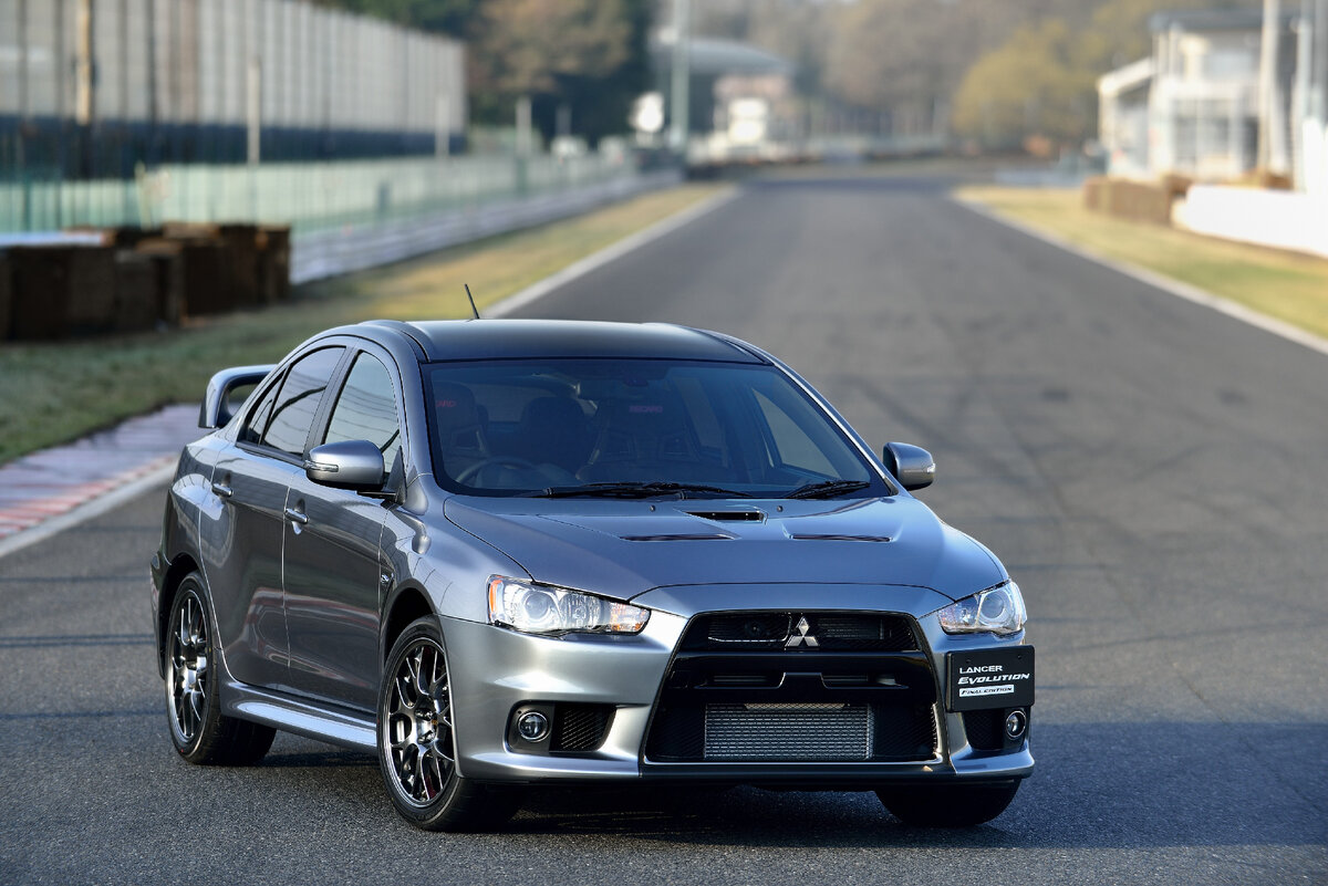 Мощный и элегантный: Обзор Mitsubishi Lancer X - идеальный выбор для  любителей скорости и стиля