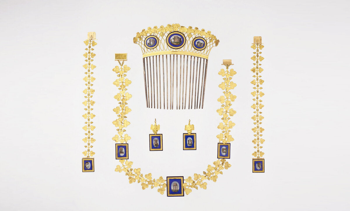 Франсуа-Реньо Нито. Парюра императрицы Марии-Луизы. 1810. Лувр