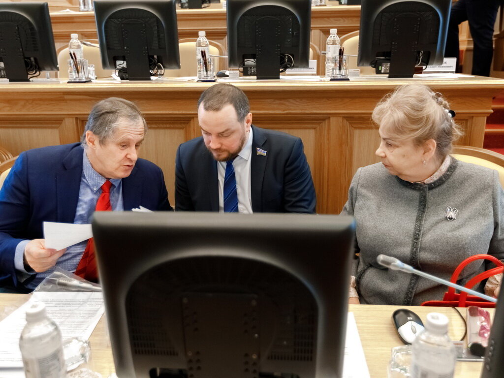    Решая насущные вопросы, не забывать о наследии