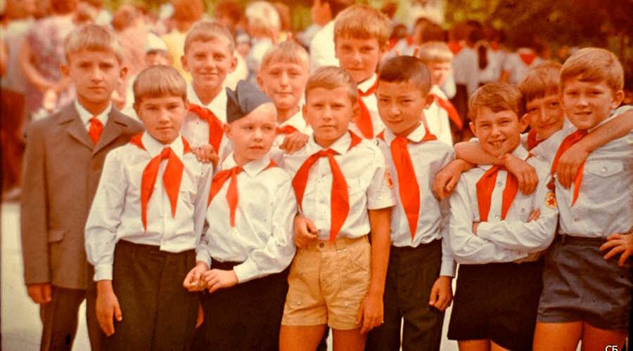 Яндекс Картинки. В Прибалтике уничтожили "инфраструктуру детства" - rubaltic.ru 