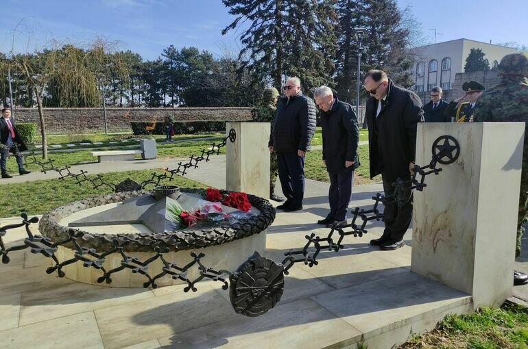   Илья Сокольникас, Белград