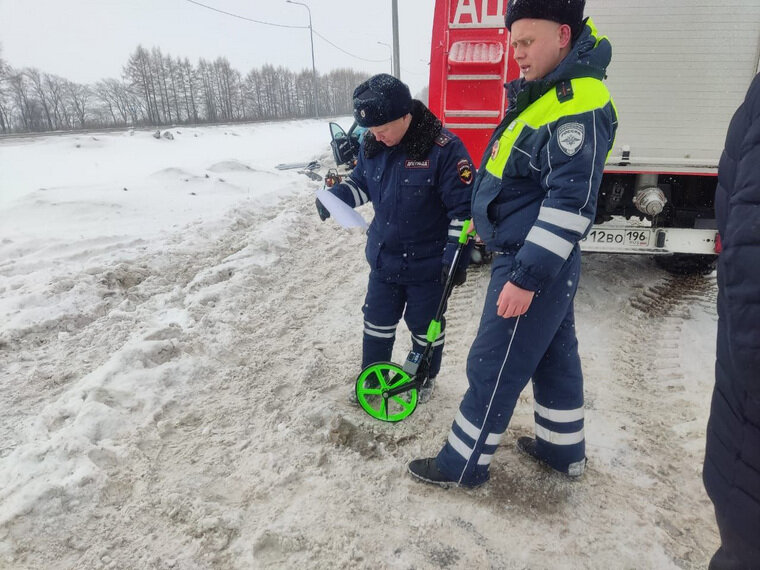    Сотрудники ГАИ напомнили о необходимости учитывать дорожные условия при управлении автомобилем