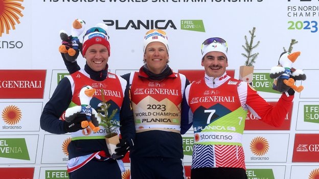    Пол Голберг (Норвегия), Йоханнес Клебо (Норвегия) и Жюль Шаппа (Франция). Reuters