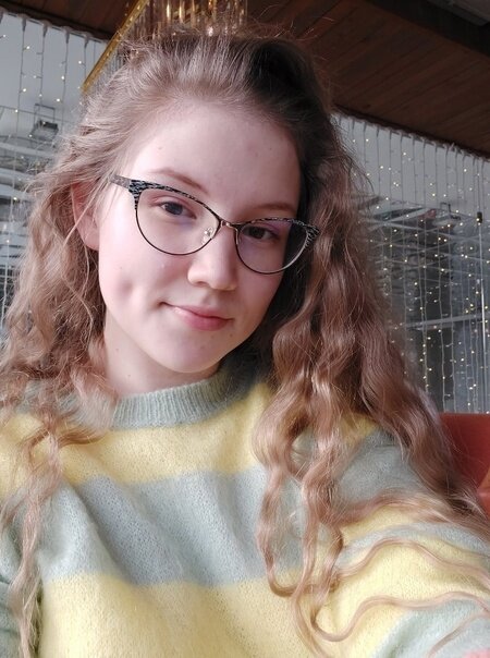 Аксинья Трушенко редактор и интервьюер