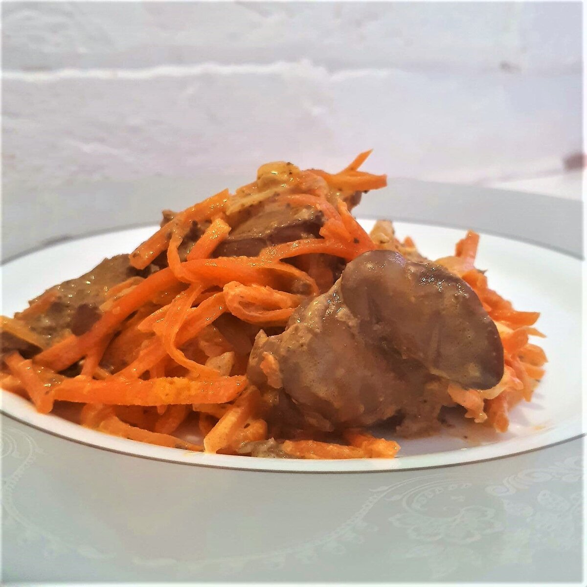 Салат из печени с морковью и репчатым луком, рецепт с фото и видео — натяжныепотолкибрянск.рф