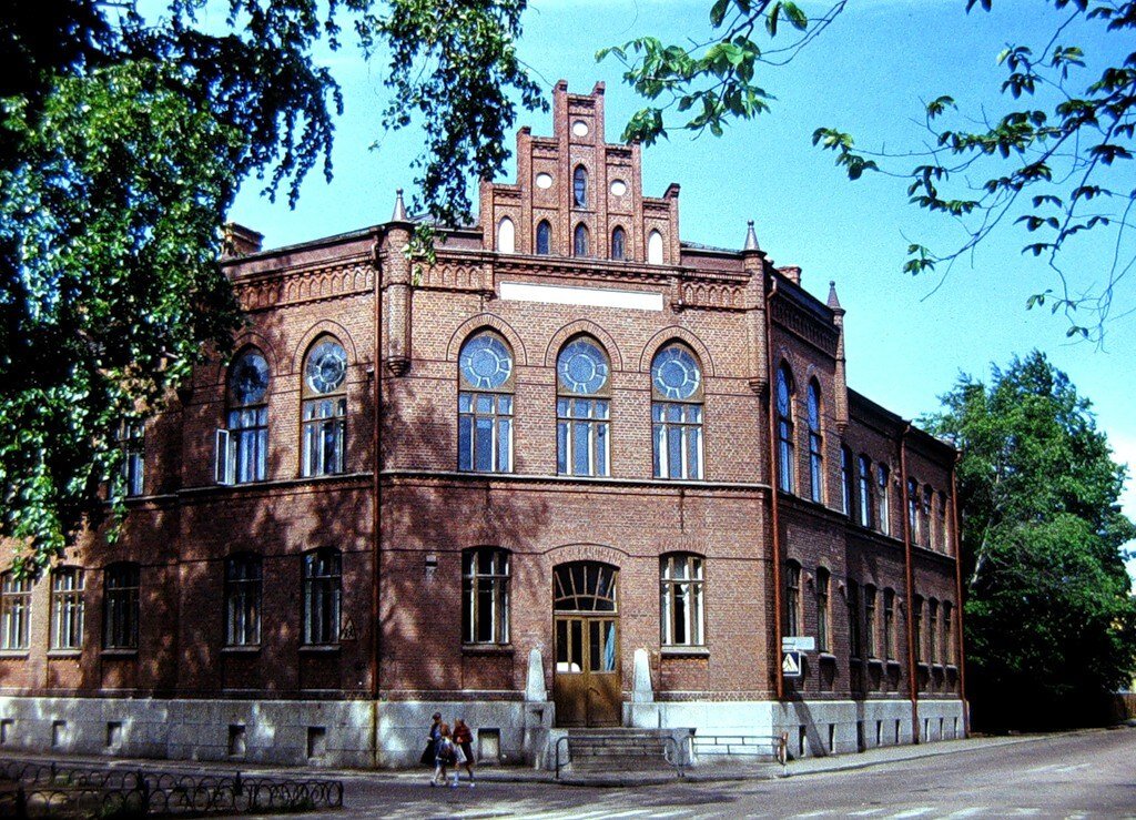 выборгская гимназия. гимназия выборг. мбоу гимназия выборг. выборгская гимназия. гимназия номер 11 город выборг.