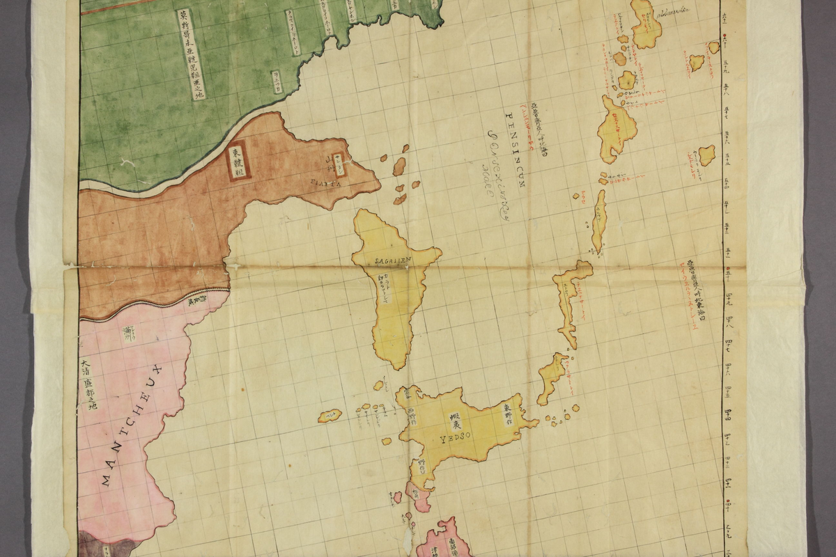 Карта земель айнов и окружающих территорий (Япония, кон. XVIII в.). Земли айнов окрашены желтым цветом. 
