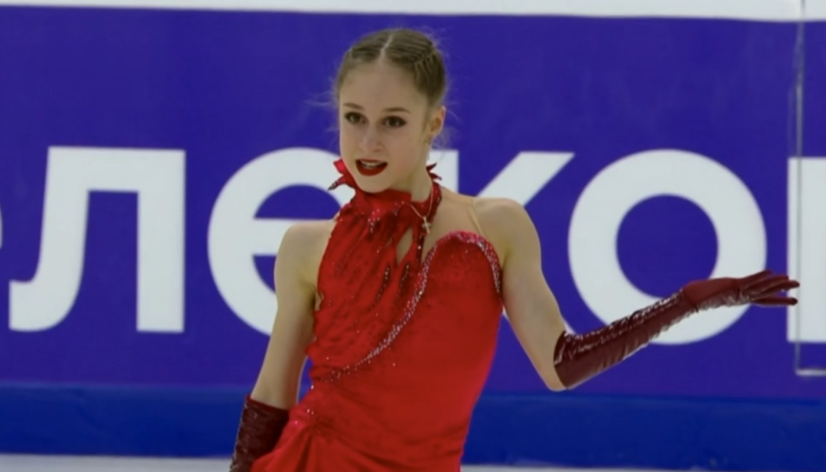 Алина Горбачева. Короткая программа на первенстве России среди юниоров. Источник фото: официальный сайт Первого канала 