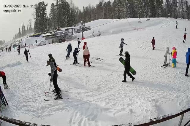    Туристов, как всегда, много, но всем всего хватило. Фото: Скриншот/ веб-камеры Шерегеша