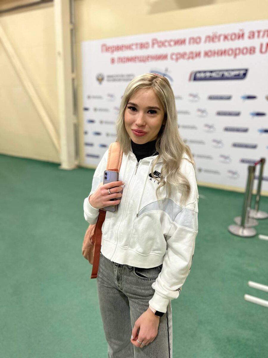 Олеся Солдатова -200м спринт