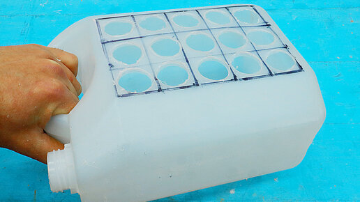 Пластиковые канистры я больше не выбрасываю, а делаю из них полезные ...