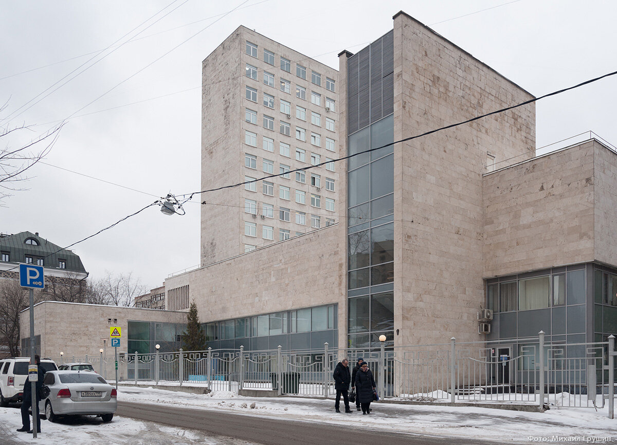 Panorama: Gorodskaya poliklinika № 220, adult outpatient clinic, Москва, улица З