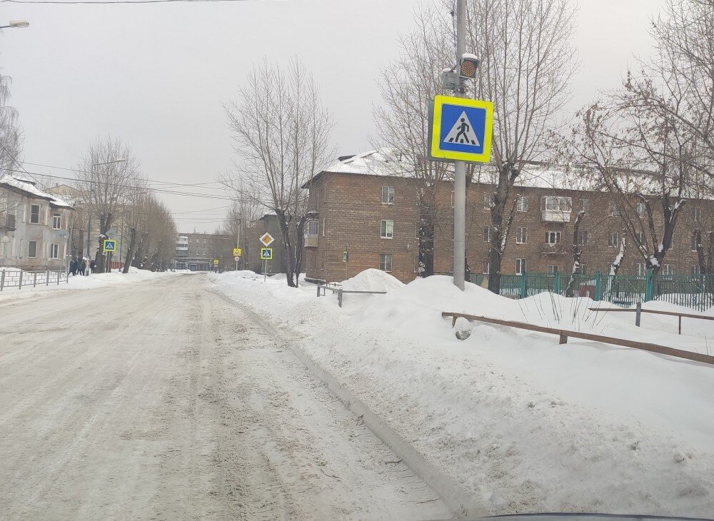 Движение тагил. Трест Тагилстрой Нижний Тагил. Нижний Тагил Шиловская ул 2. Пилорама в Нижнем Тагиле на Тагилстрое. Яма на дороге