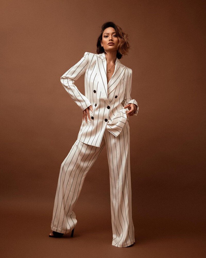 Удачный индивидуальный стиль — это не только то, как вы используете тенденции моды и тренды, но и то, насколько удачно ваша одежда гармонирует с вашим внутренним миром и стилем жизни.