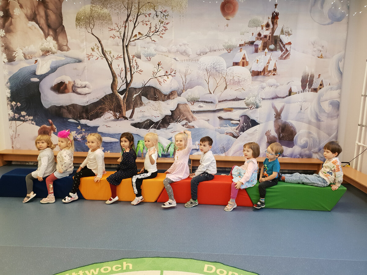 Самая маленькая группа едет из зимы в Африку, чтобы познакомиться с животными в рамках проекта про африканских зверей