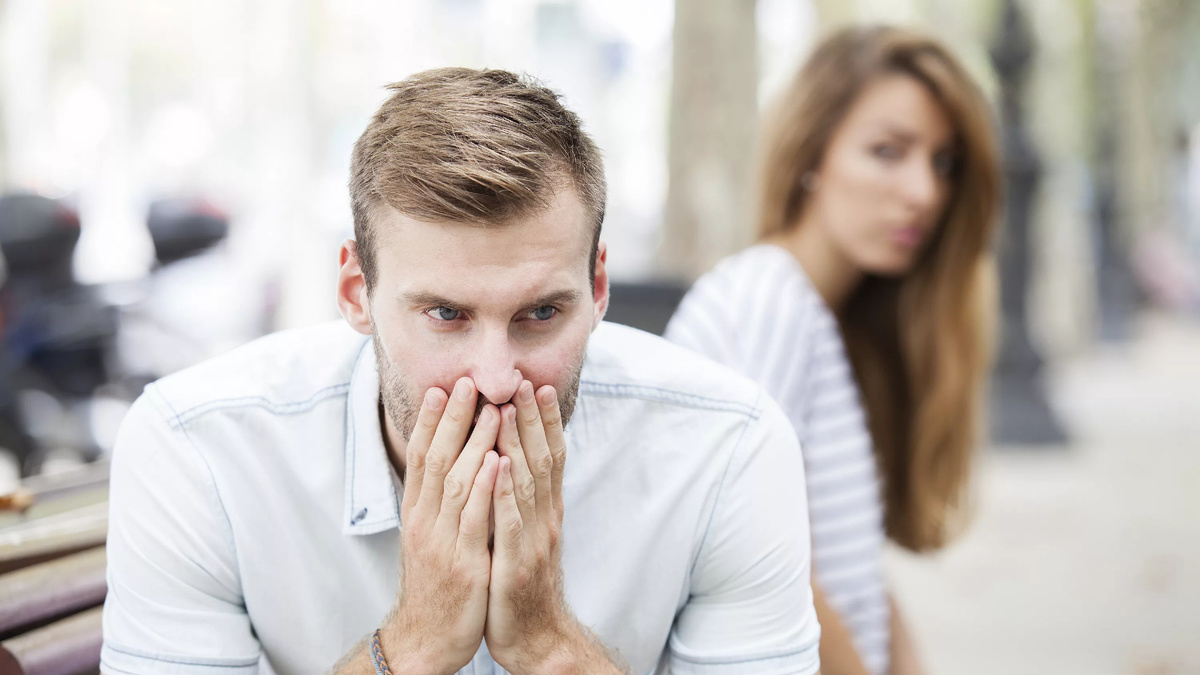    Водолеи очень боятся оплошаться перед девушками