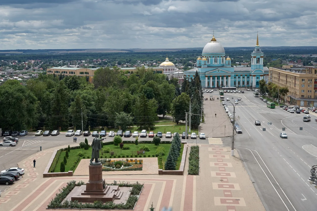 Знаменск й СОБОРКРАСНАЯ площадь Курска