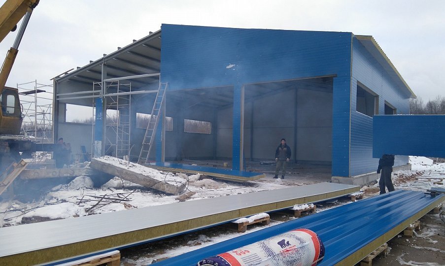 Монтаж стеновых сэндвич-панелей