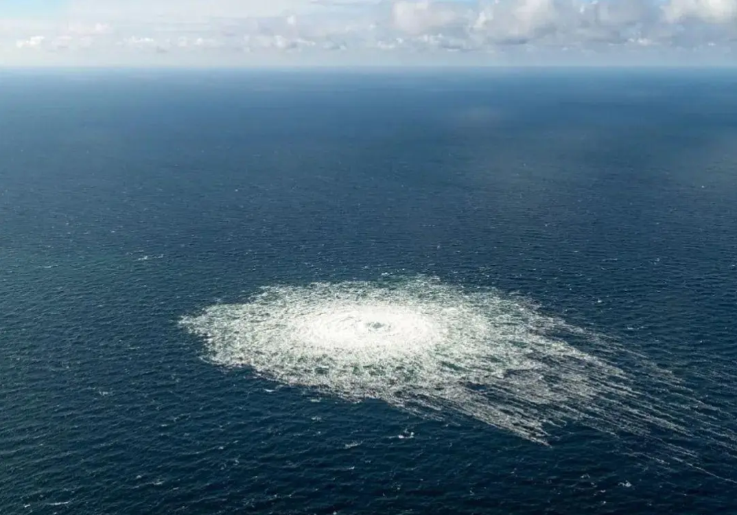 Фотографии морского района, где произошла утечка из трубопровода Бэйси