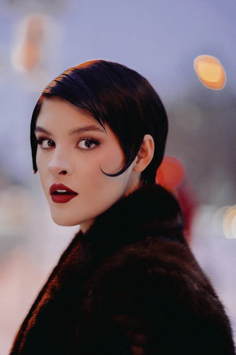    «Моя героиня — это роковое искушение». Валери Зоидова — о роли в панк-сказке «Король и Шут» и актерском мастерстве (фото 2)