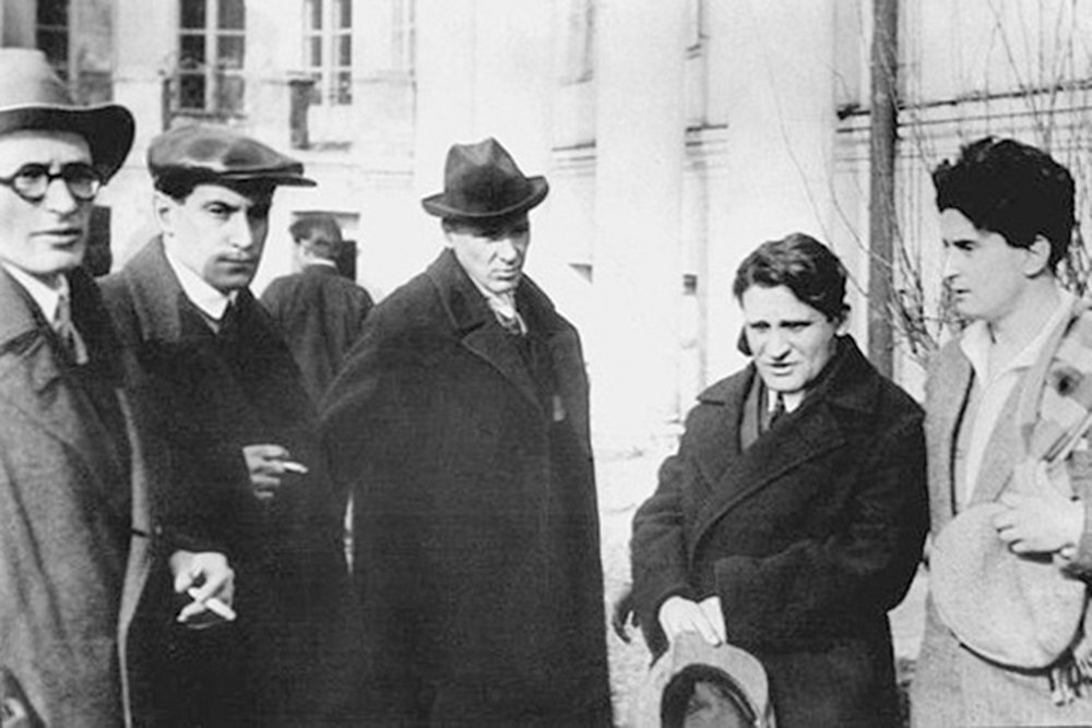  📷 📷 📷    Писатель Михаил Афанасьевич Булгаков