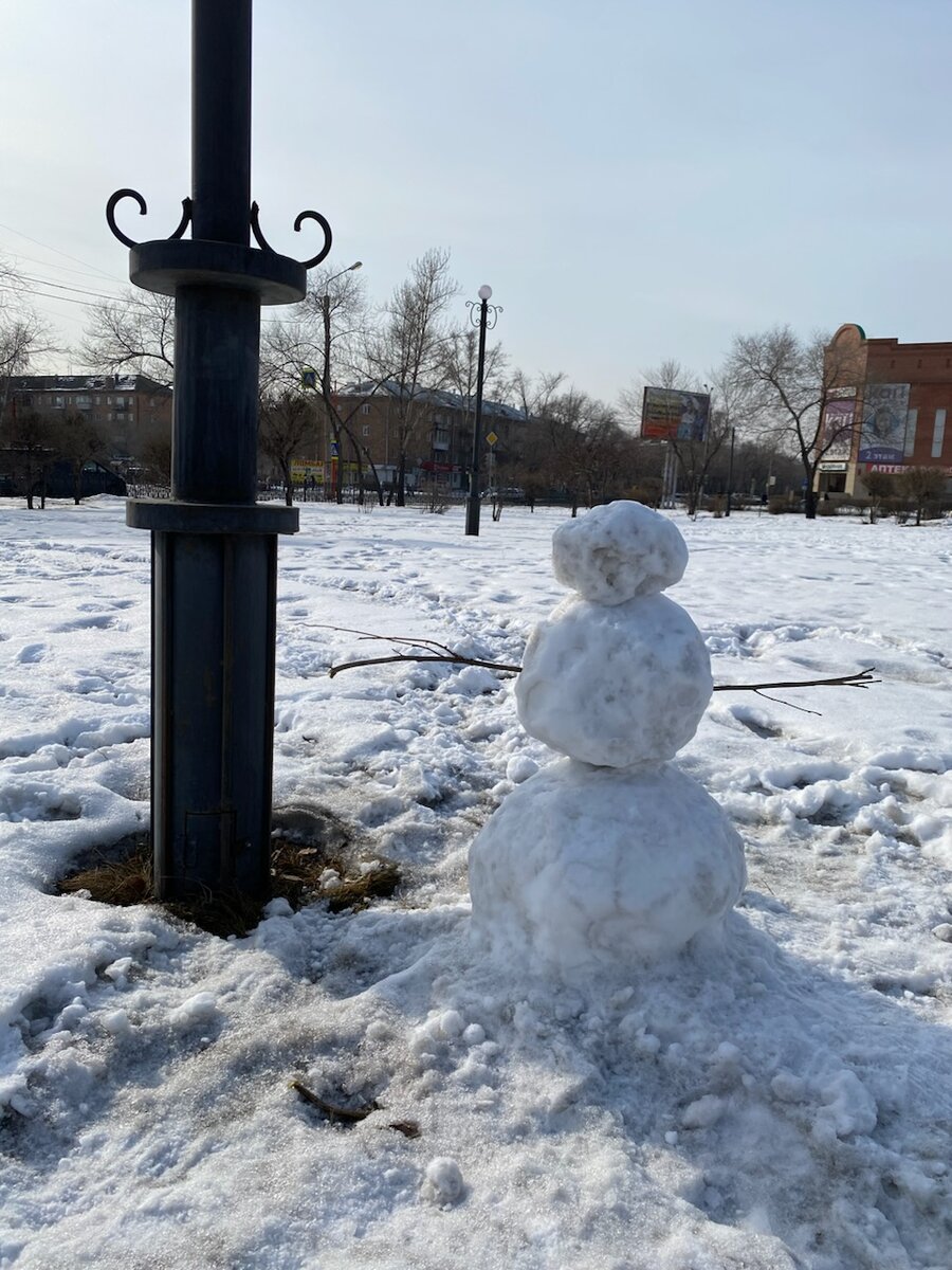 Снеговичок.