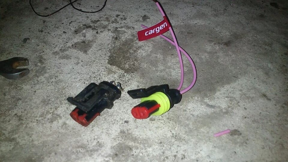 Разъём саленоида 