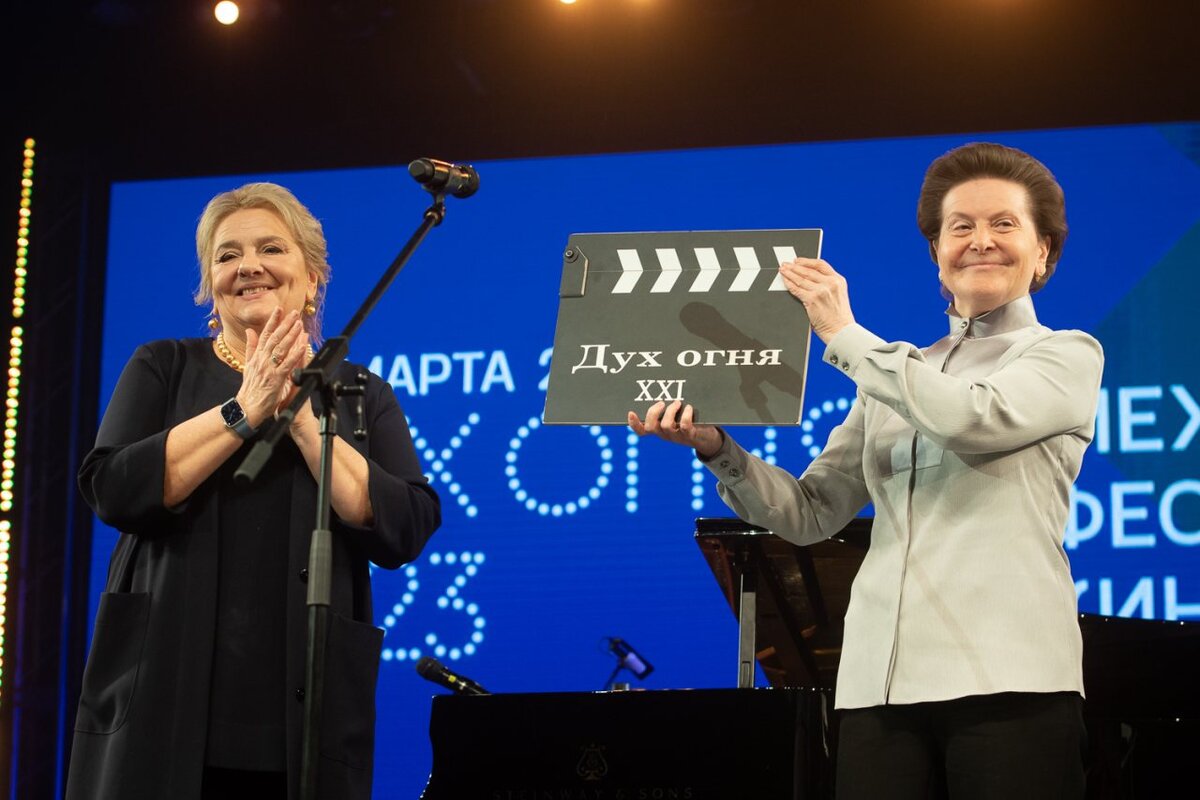 международный фестиваль дебютов. международный фестиваль дебютов. международный фестиваль дебютов. новая голландия кинотеатр. международный фестиваль дебютов.