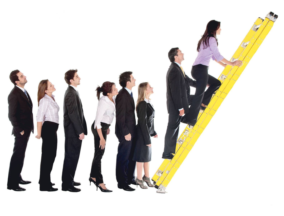 Продвижение сотрудника. Карьерный рост. Карьерная лестница. Профессиональный рост сотрудников. Продвижение по карьерной лестнице.