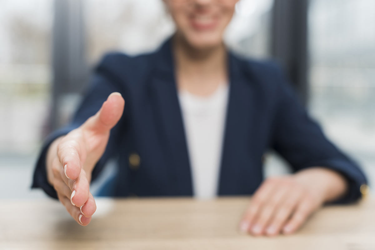 Руки специалиста. HR менеджер. HR специалист. HR Specialist. HR менеджмент
